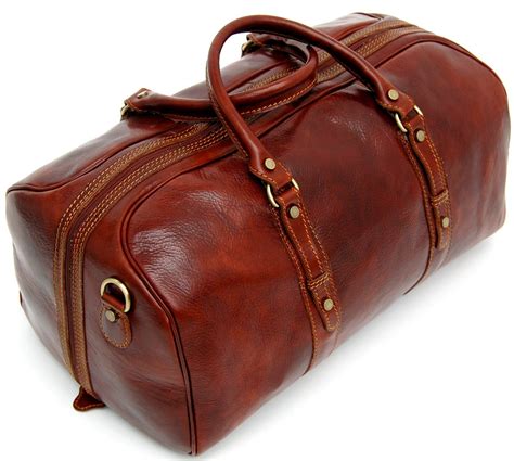 men's luggage luxury leather holdall.